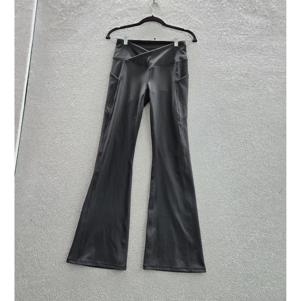 Fabletics Women Activewear Pants S Short Black Oasis Crossover Rib Kick 29" NWT